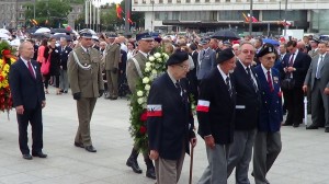 Uroczysta zmiana posterunku honorowego przed Grobem Nieznanego Żołnierza fot. ŚWIECZAK