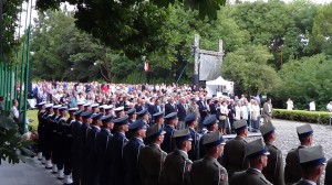 Uroczystości przy pomniku „Polegli-Niepokonani” na Cmentarzu Powstańców Warszawy na Woli  fot. ŚWIECZAK 