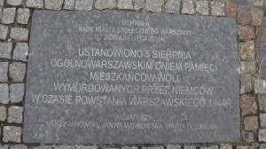 Pomnik pamięci 50 tysięcy Mieszkańców Woli Zamordowanych przez Niemców  fot.ŚWIECZAK