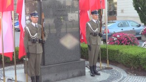 Prezydent złożył kwiaty pod pomnikiem Marszałka Piłsudskiego   fot.ŚWIECZAK 