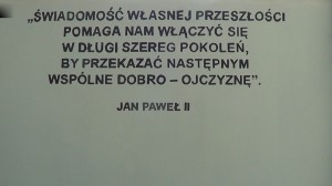 Uroczystości przy pomniku „Polegli-Niepokonani” na Cmentarzu Powstańców Warszawy na Woli  fot. ŚWIECZAK