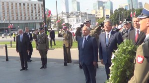 Prezydent złożył kwiaty pod pomnikiem Marszałka Piłsudskiego   fot.ŚWIECZAK 