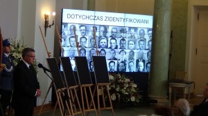 Uroczystość ogłoszenia nazwisk ofiar komunizmu fot.ŚWIECZAK