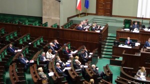 Wicepremier Janusz Piechociński przestawia informację rządu w sprawie węgla fot. ŚWIECZAK