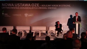 Konferencja „Nowa ustawa OZE – kolejny krok w kierunku urynkowienia odnawialnych źródeł energii fot. SWIECZAK