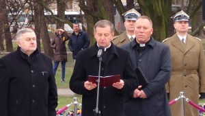 Uroczystość w 75. rocznicę Zbrodni Katyńskiej przed Grobem Nieznanego Żołnierza fot.ŚWIECZAK