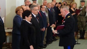 Prezydent RP Bronisław Komorowski wręczył nominacje generalskie fot. ŚWIECZAK
