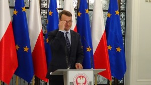 Briefing prasowy marszałka Sejmu Radosława Sikorskiego przed 92. posiedzeniem Sejmu fot.ŚWIECZAK