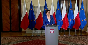 Ewa Kopacz Prezes Rady Ministrów Dymisja ministrów fot. ŚWIECZAK 