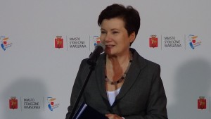 Hanna Gronkiewicz-Waltz, Prezydent Warszawy   Nagrody dla strażniczek miejskich od Prezydent Warszawy  fot. ŚWIECZAK 