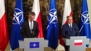 Spotkanie prezydenta Bronisława Komorowskiego z sekretarzem generalnym NATO fot. ŚWIECZAK