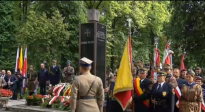 Uroczystości przed pomnikiem Gloria Victis w Warszawie fot. ŚWIECZAK 