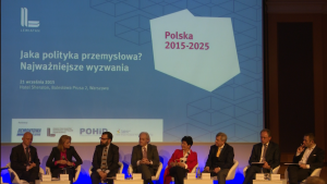 Polska 2015-2025. Jaka polityka przemysłowa? Najważniejsze wyzwania fot. ŚWIECZAK