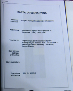 IPN udostępnił kolejne akta znalezione w domu Kiszczaka fot. ŚWIECZAK
