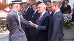Uroczystość wręczenia nominacji generalskich, odznaczeń państwowych oraz pożegnanie generałów fot. ŚWIECZAK